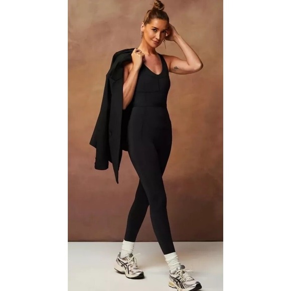 Fabletics Pants - Fabletics Black Ribbed V Neck Cutout Back Athleisure Jumpsuit Leggings